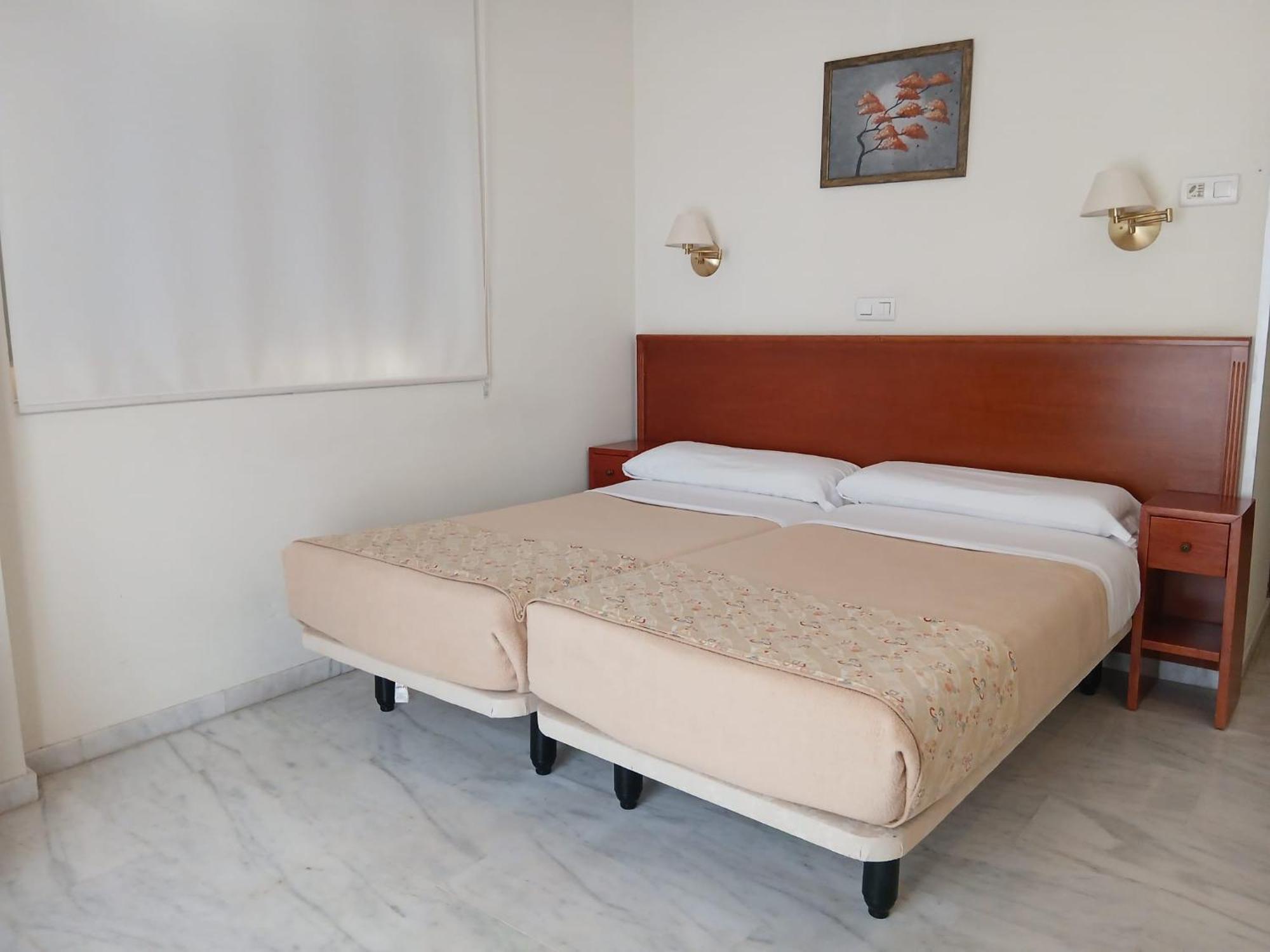 La Luna Blanca Torremolinos Extérieur photo